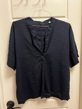 Vince Navy Short Sleeve V-Neck Top